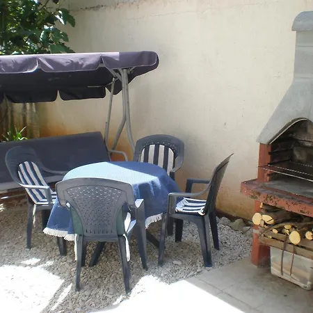 Ivano Apartment Icici