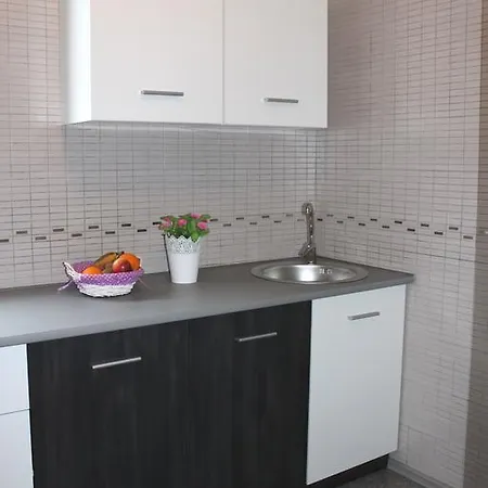 Ivano Apartment Icici